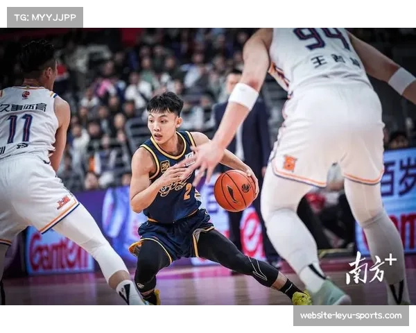 上海久事攻防效率双第一 场均净胜15.7分展统治力 上海久事攻防效率双第一 场均净胜15.7分展统治力